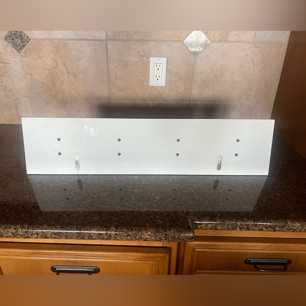 Multi Knob Hanging Hook Panel - Picture 9 of 9